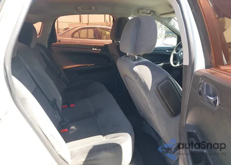 2016 Chevrolet Impala Limited Lt z USA, uszkodzony, nr VIN 2G1WB5E3XG1105186